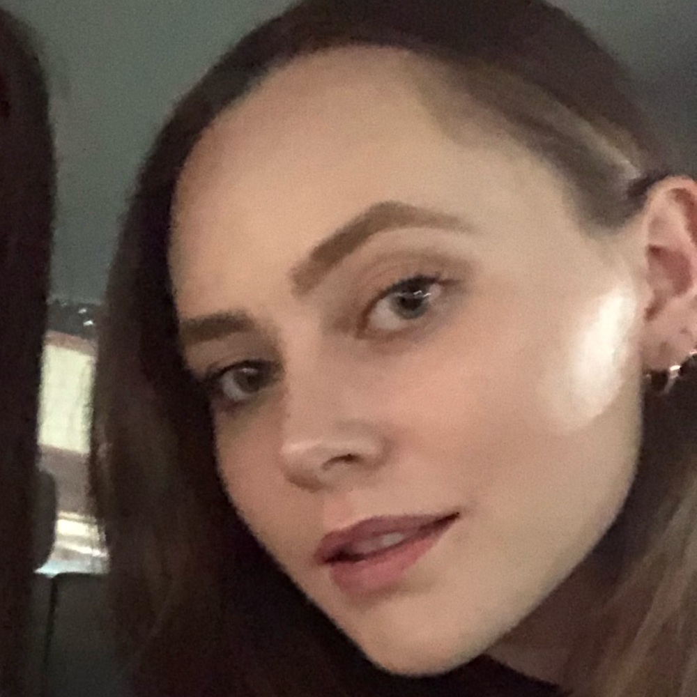 Meet your Posher, Sophia